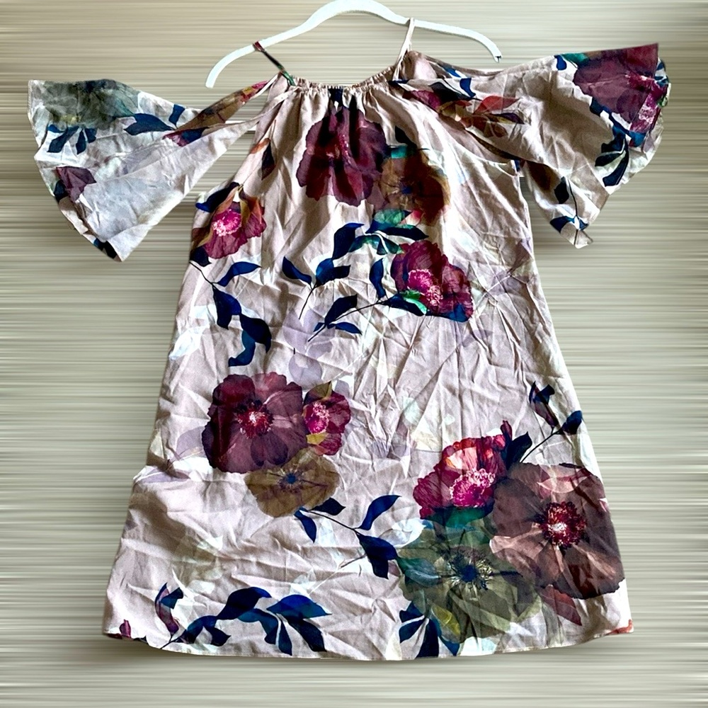 Trina Turk Floral Chiffon Cut out Cold Shoulder Flutter Sleeve Dress Sz S